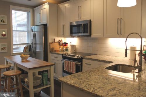 1624 29th St, Philadelphia PA  19121-2738 exterior