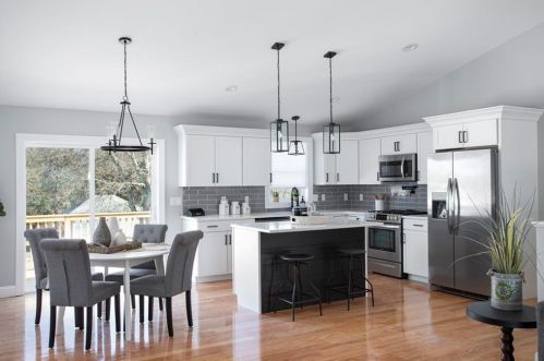 152 Tidewater Dr, Warwick, RI 02889-4622