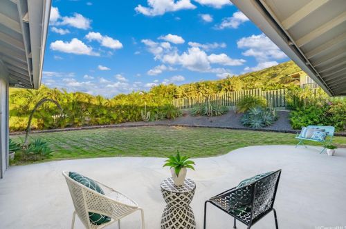 80 Makaweli St, Honolulu HI  96825-2147 exterior