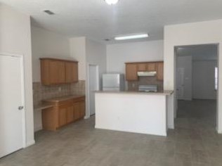 4869 Madyson Ridge Dr, Fort Worth TX  76133-3845 exterior