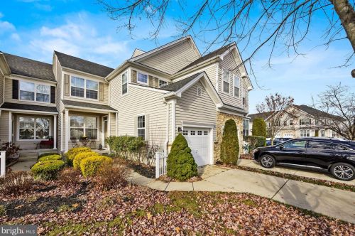 63 Spinnaker Dr, Mount Laurel NJ 08054-6107 exterior