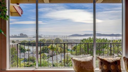 41 Bonnie Banks Way, San Rafael, CA 94901-2438