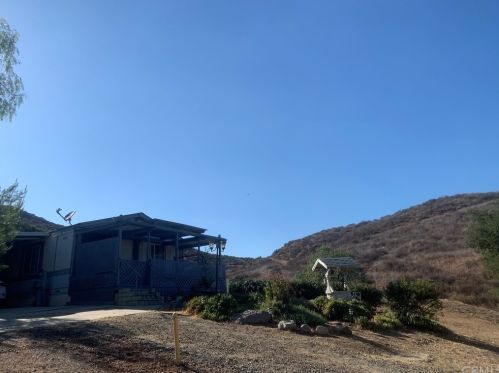 32853 Rhinehart St, Wildomar, CA 92595-8744