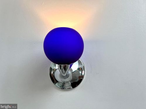 1118 Dl Dr, Silver Spring MD 20910-1601 exterior