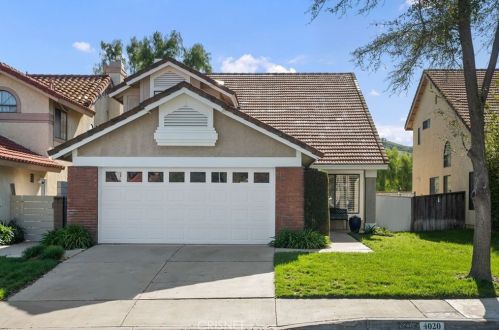 4020 Lost Springs Dr, Calabasas, CA 91301-5324