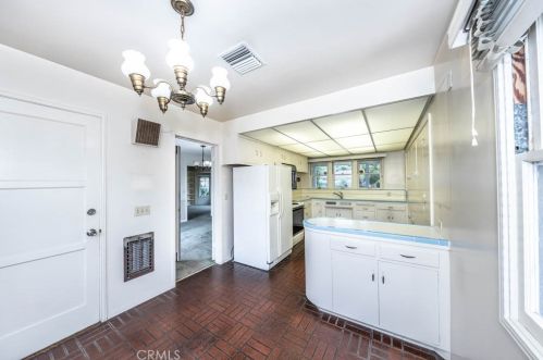 239 Evelyn Dr, Anaheim CA  92805-3419 exterior