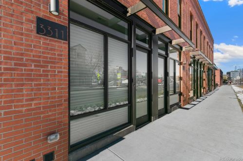 3329 Downing St, Denver, CO 80205-3973