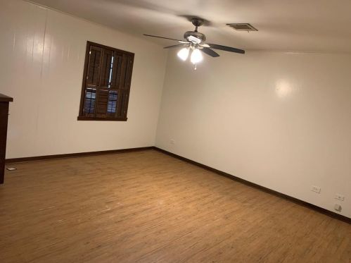 623 Holland St, Bellvue TX  77418-1429 exterior