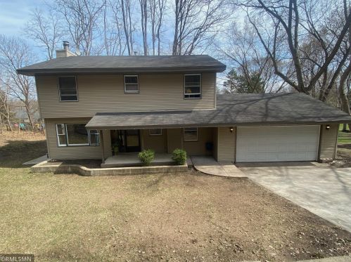 16045 6th St, St Marys Point, MN 55043-9583