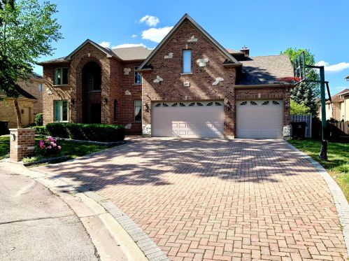 401 Montrose Ave, Wood Dale, IL 60191-2159