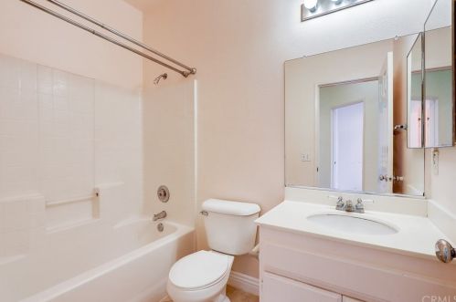 503 Larkridge, Irvine CA  92618-4017 exterior