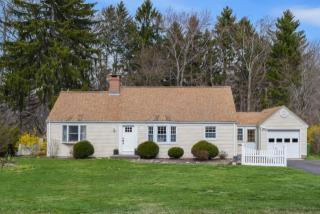 49 Peach Tree Rd, Glastonbury, CT 06033-3647