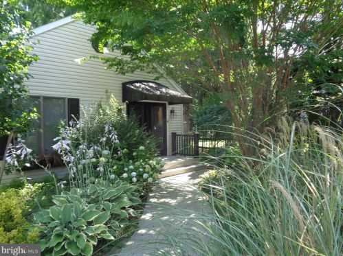 1334 Penrose Ave, Lancaster, PA 17603-6661