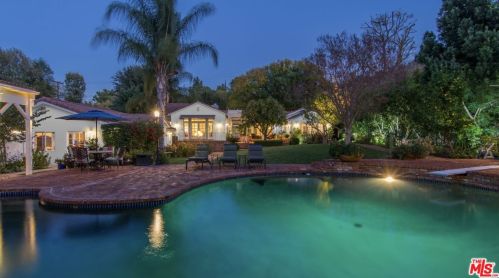 4177 Kester Ave, Van Nuys, CA 91403-4132