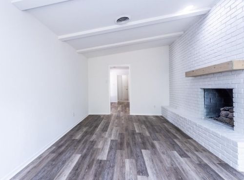 1705 Glen Alta Dr, Irving TX  75061-2306 exterior