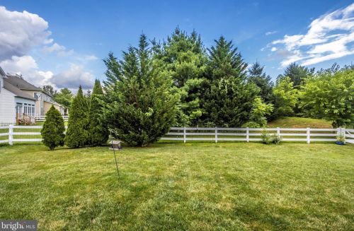 8 Farmstead Pl, Middletown MD  21769-7742 exterior