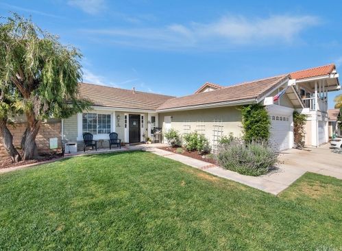 5262 Skinner St, Irvine, CA 92604-2944