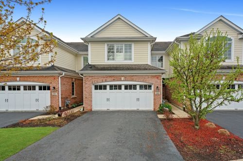 793 Parkview Ct, Glendale Heights, IL 60137-6212