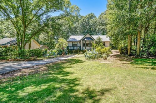 1392 Brookhaven Dr, Monroe, GA 30656-4688