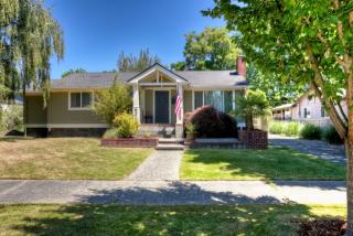 8820 17th Ave, Seattle, WA 98115-3206