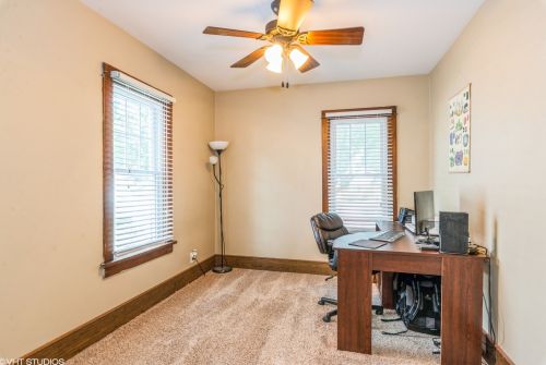 1028 Townsend St, Sycamore IL  60178-2527 exterior