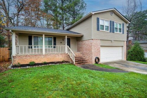 4555 Glennwood Dr, Evans, GA 30809-3223