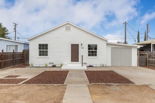 805 Inyo Ave, Modesto, CA 95358-6029