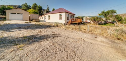 11 Main St, Mammoth, UT 84628
