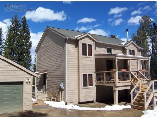 359 Dory Lakes Dr, Arvada, CO 80422-8920
