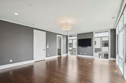 1074 Abington Ct, Atlanta GA  30319 exterior