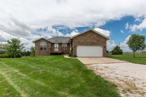 120 Sackett Brand Rd, Clever, MO 65631-6698