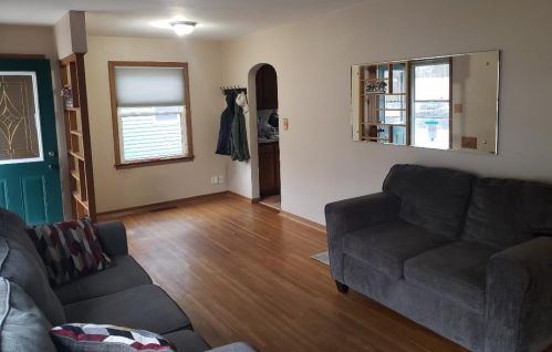 2086 Clear Ave, Saint Paul, MN 55119-3208