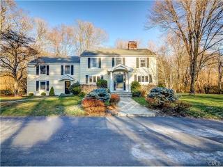 67 Canterbury Ln, Wilton, CT 06897-4103