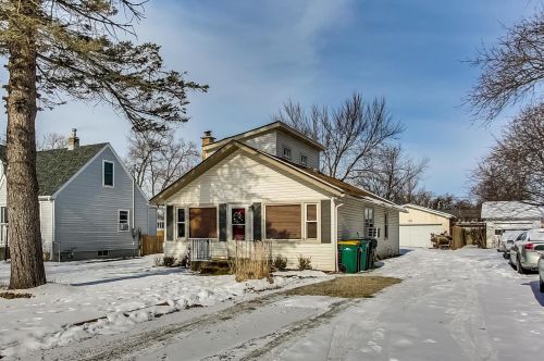 25040 Jersey Ave, Antioch, IL 60002-8922