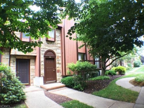 66 Schindler Sq, Hackettstown, NJ 07840-4211