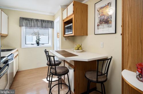 216 Churchill Ave, Trenton NJ 08610-3504 exterior