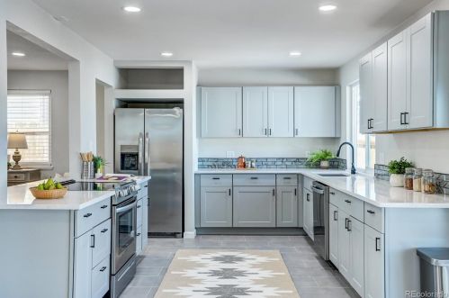 18479 60th Ave, Denver CO  80403-2112 exterior