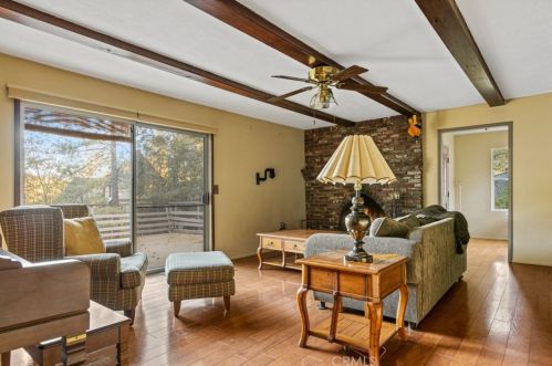 28671 Zion Dr, Lake Arrowhead, CA