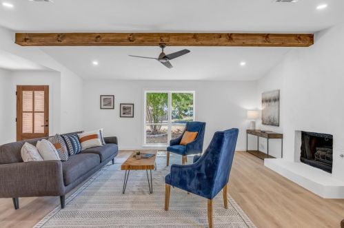 8408 Cayuga Dr, Austin TX 78749-3972 exterior