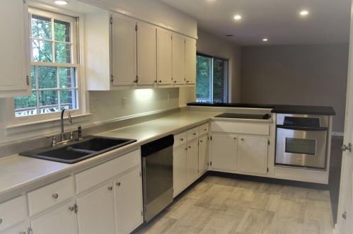 3100 Shelter Cv, Gainesville, GA 30506-1118