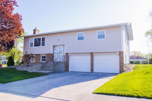 4261 189th St, Country Club Hills, IL 60478-5673
