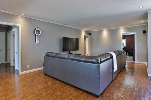 2019 Chilton Dr, Glendale CA  91201-1169 exterior