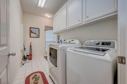 6009 Longmire Trl, Conroe TX  77304-4866 exterior