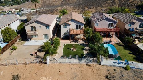 16163 Setting Sun Cir, Riverside CA  92503-0527 exterior
