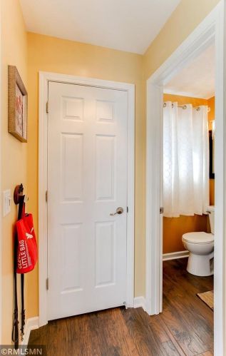 3422 Highlander Dr, Saint Paul MN  55122-1310 exterior