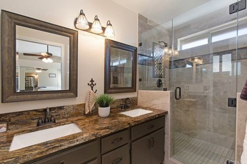 11109 Middleborough Rd, Riverside CA  92503-5814 exterior