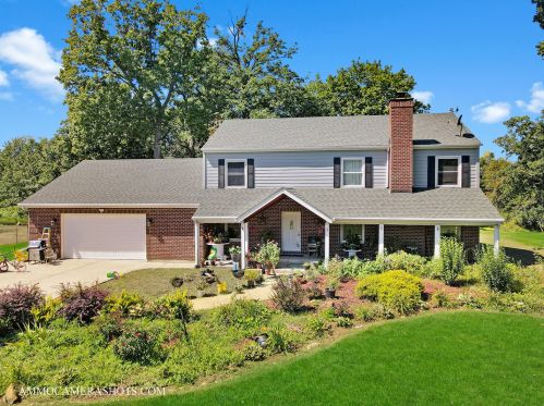 2760 Holt Rd, Minooka, IL 60447-9611