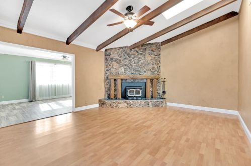 9455 Acapulco Way, Elk Grove, CA 95624-1901