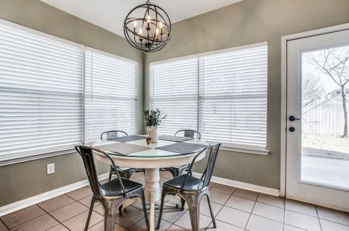 7058 Deer Rdg Dr, Fort Worth TX 76137-4714 exterior