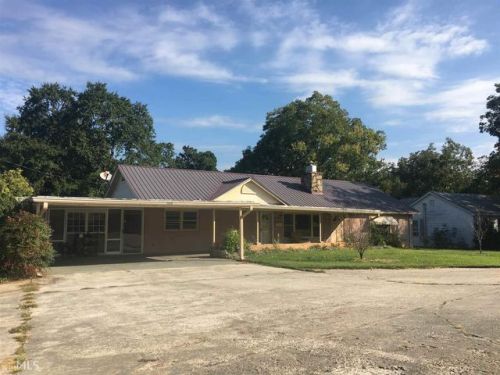 1433 Tugalo St, Toccoa, GA 30577-2050